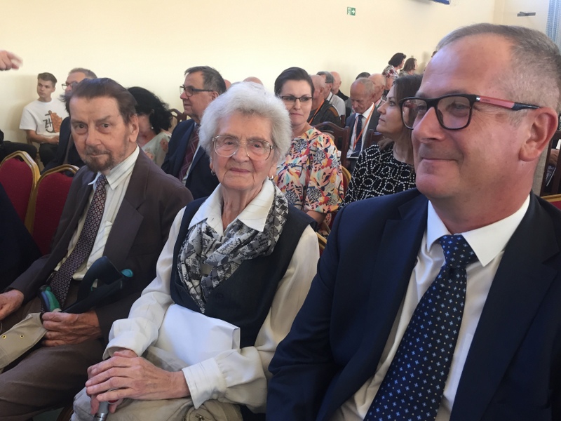 NIESAMOWITA I WSPANIAŁA SZKOŁA im. JANA RUSZKOWSKIEGO